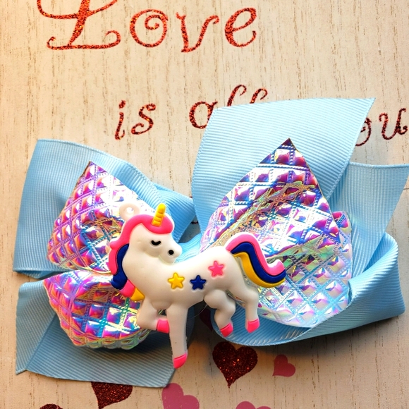 Bows - Picture 2 of 4